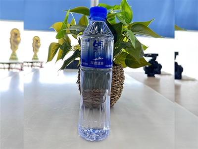 瓶装山泉水